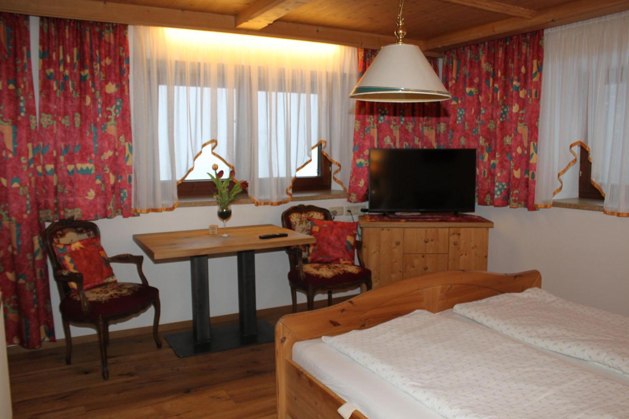 Otto Steiner Appartements Pension Ellmau & Wilder Kaiser Экстерьер фото