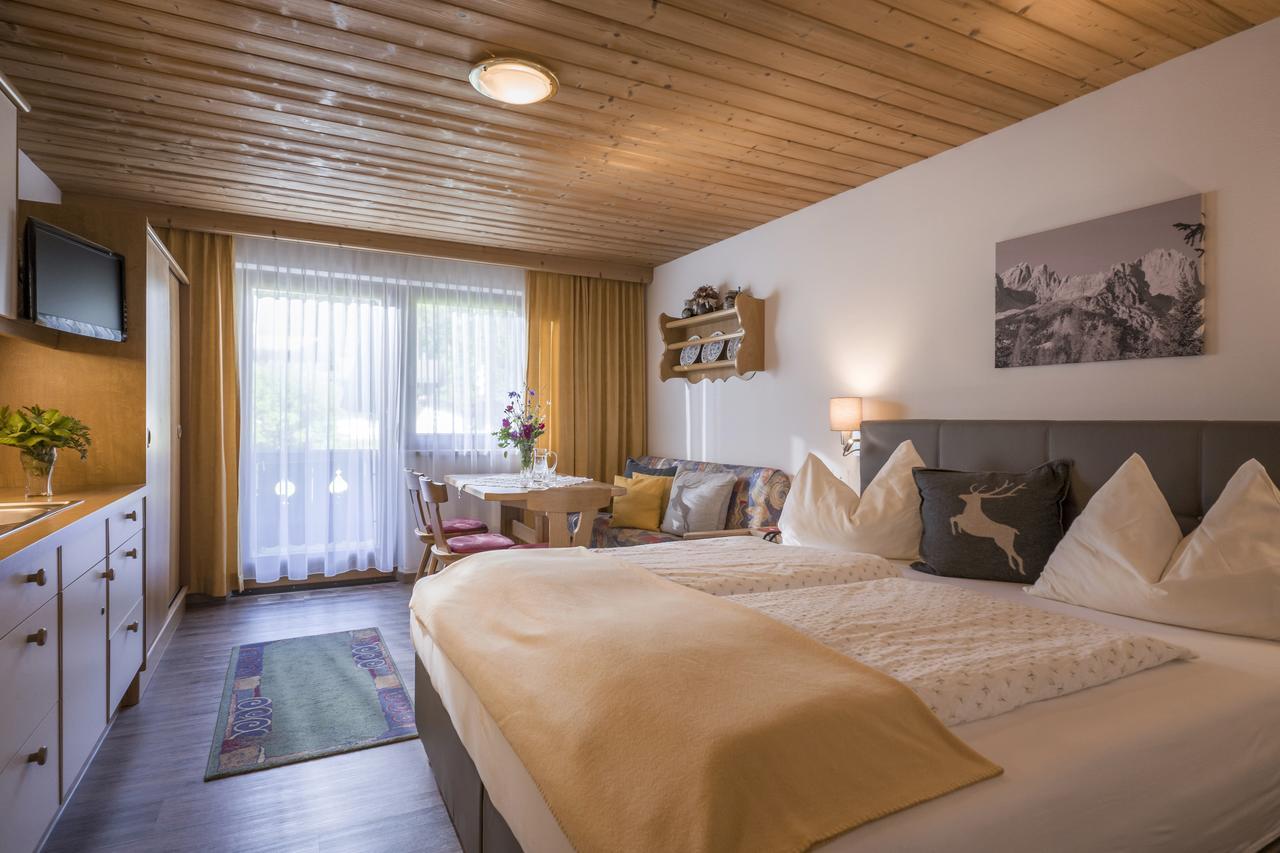 Otto Steiner Appartements Pension Ellmau & Wilder Kaiser Экстерьер фото